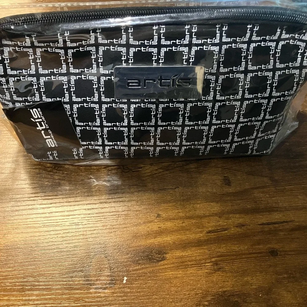 Artis Logo Clutch Makeup Bag NWT
